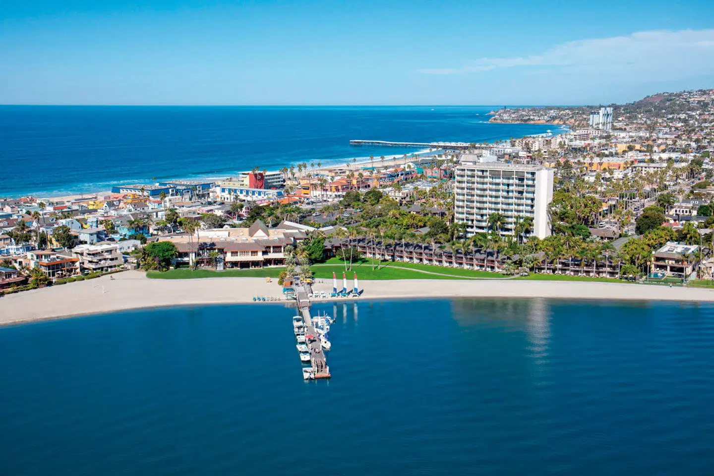 Catamaran Resort Hotel and Spa EXTERIOR