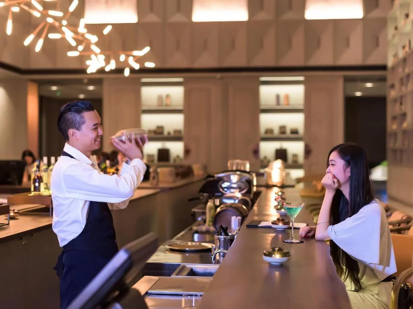 Novotel Shanghai Clover Hotel PEOPLE