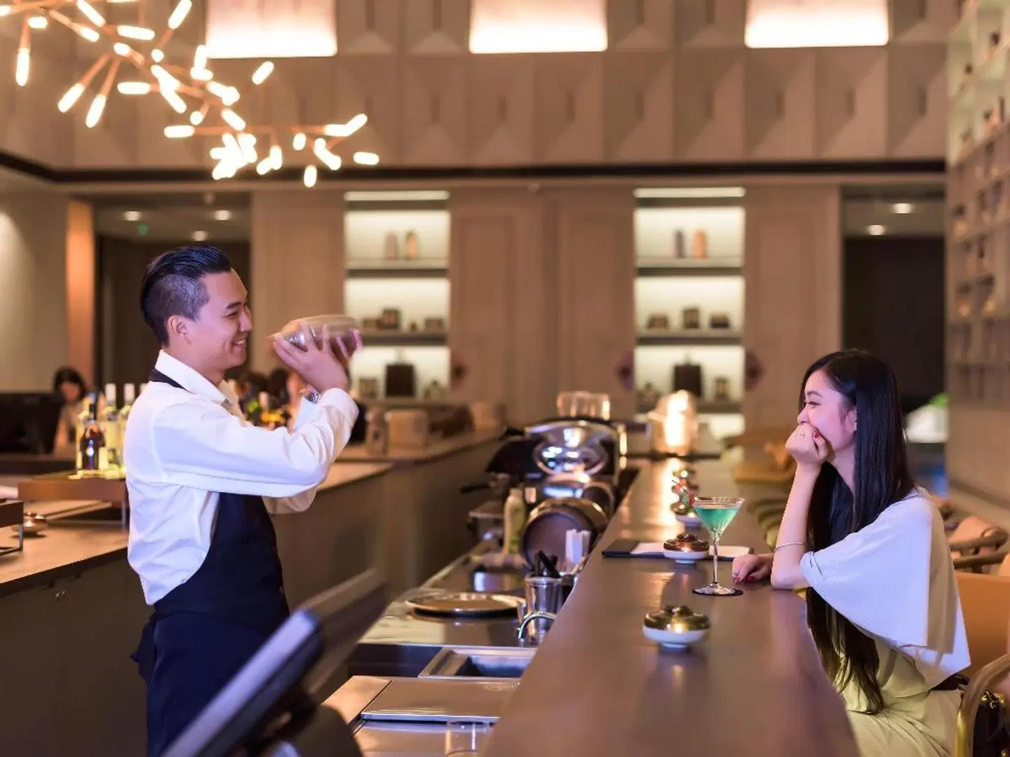 Novotel Shanghai Clover Hotel PEOPLE
