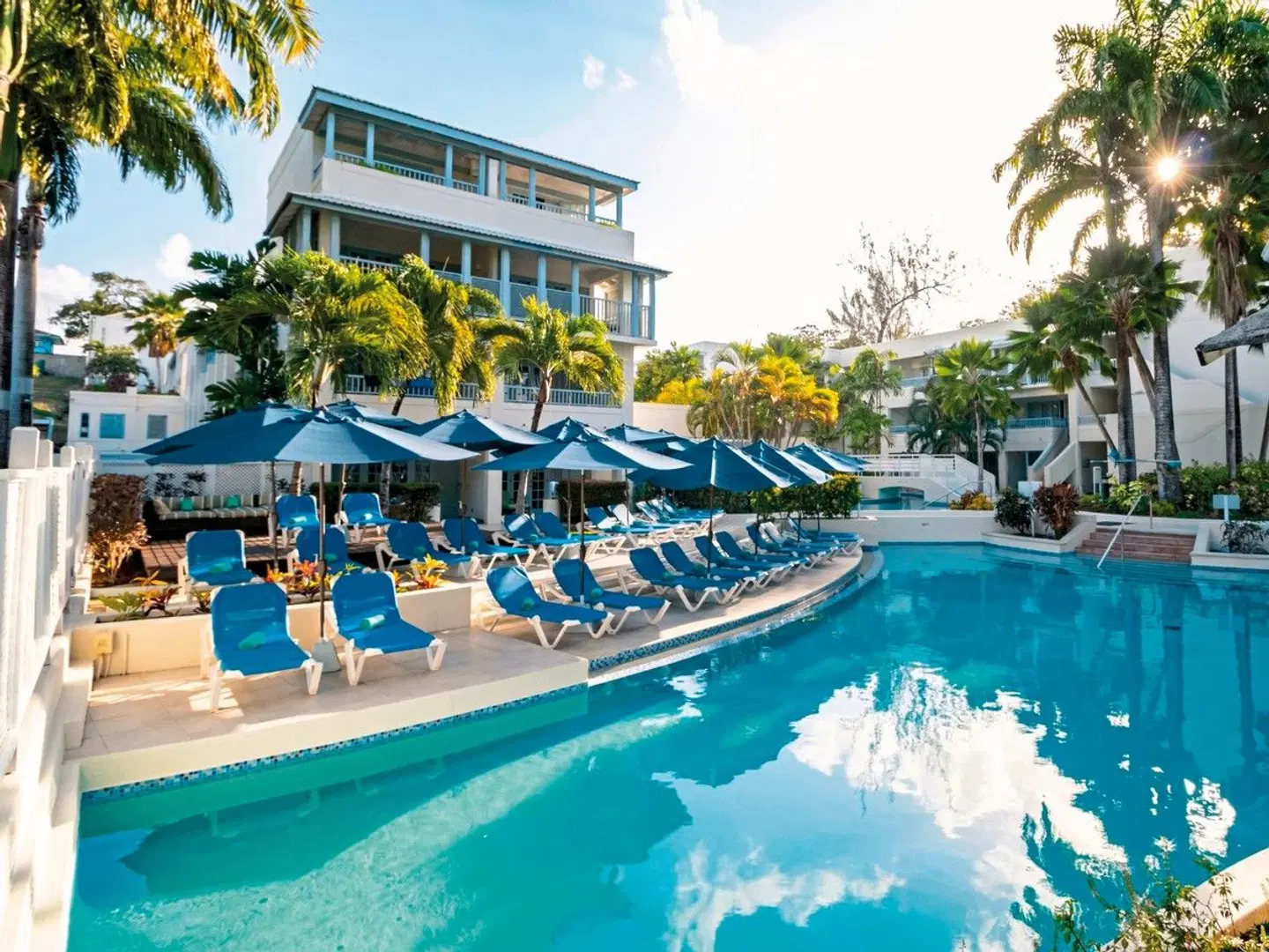 Savannah Beach Club OUTDOOR_POOL