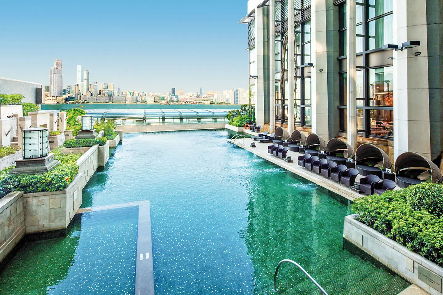 Harbour Grand Hong Kong OUTDOOR_POOL
