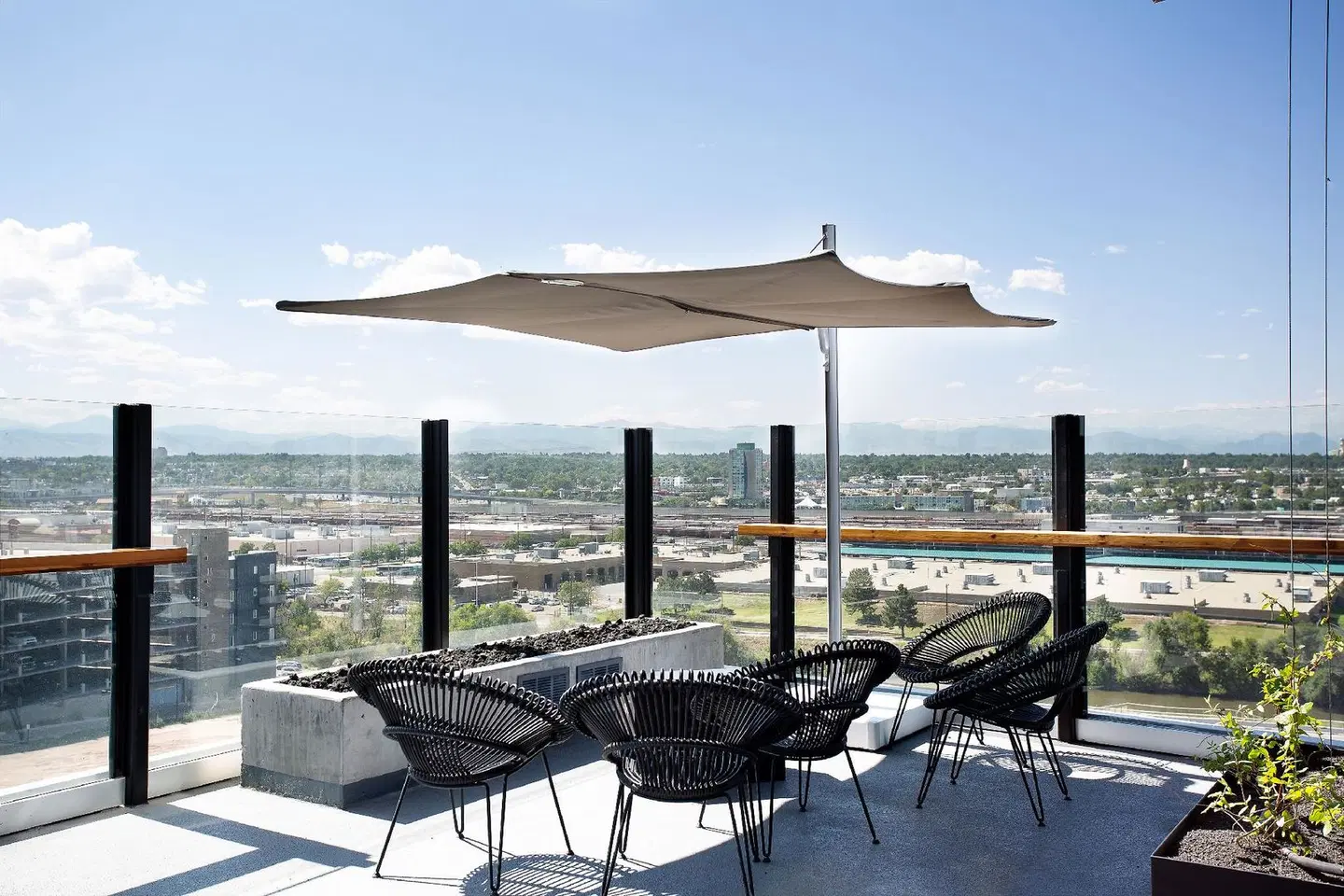 The Source Hotel Terrasse