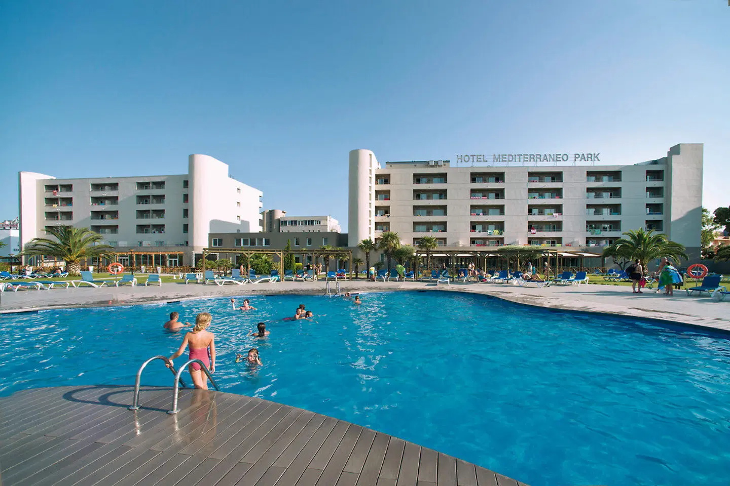 Mediterráneo Park (Mediterráneo & Mediterráneo Park) OUTDOOR_POOL