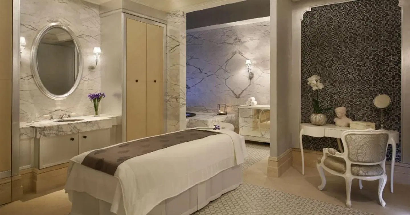 Al Habtoor Palace - Preferred Hotels & Resorts ROOM_EXAMPLE