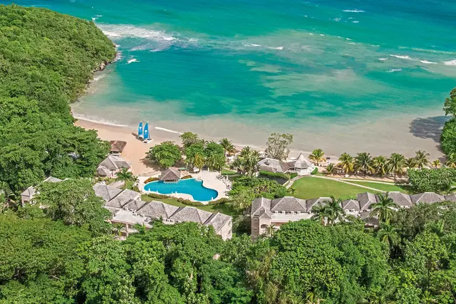 Couples Sans Souci Strand