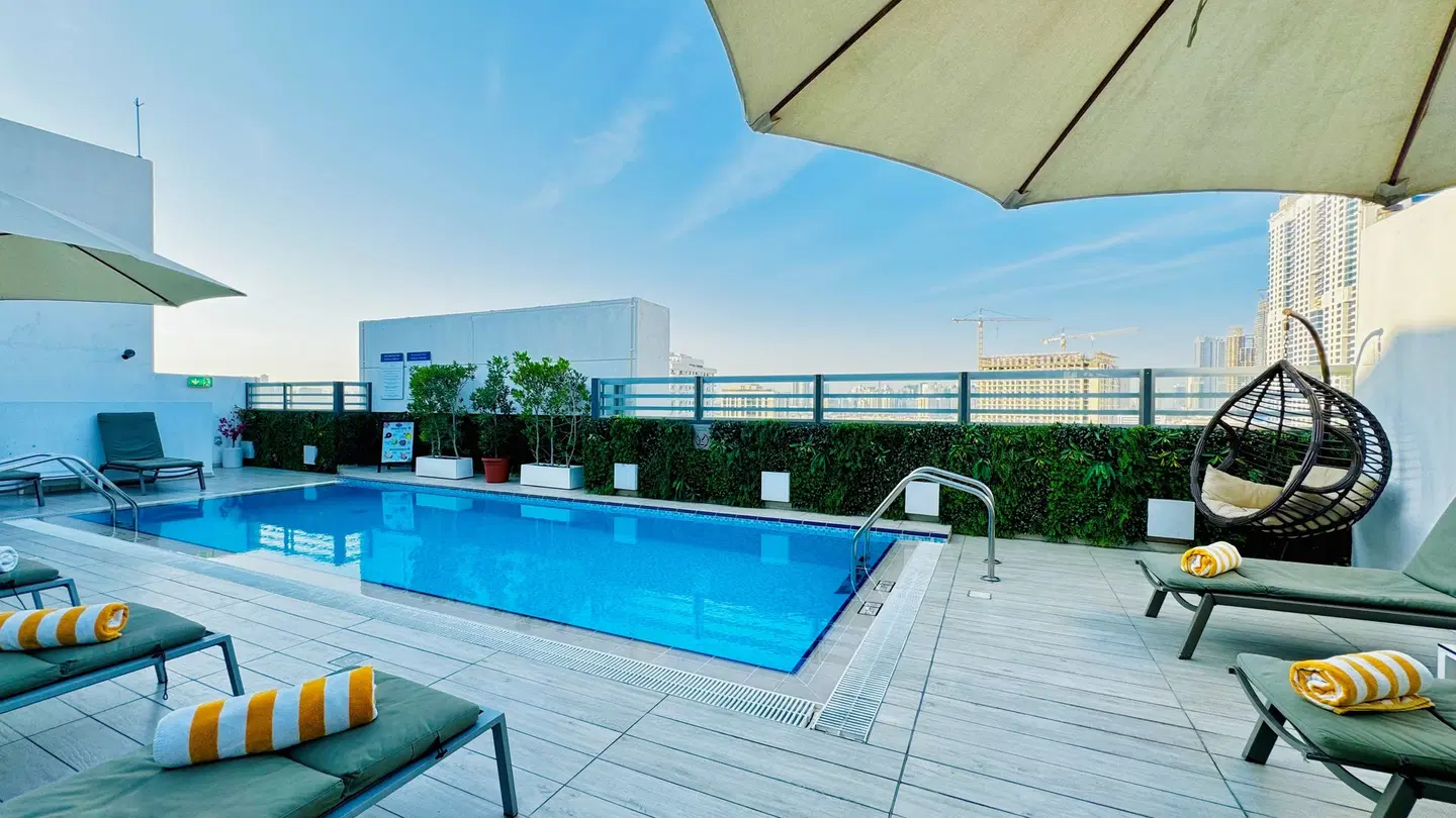 Hampton by Hilton Dubai Al Barsha OUTDOOR_POOL