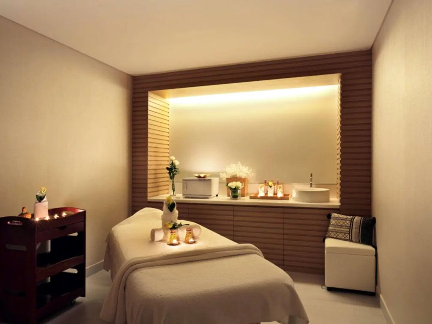 Novotel Bur Dubai Hotel HEALTH_BEAUTY