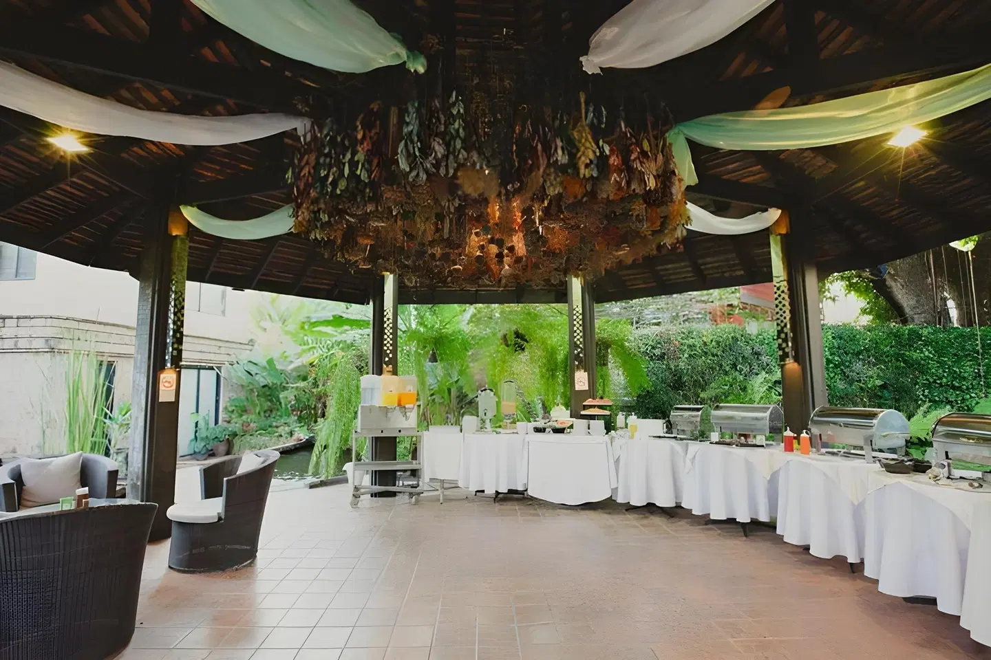 Holiday Garden Hotel & Resort Terrasse