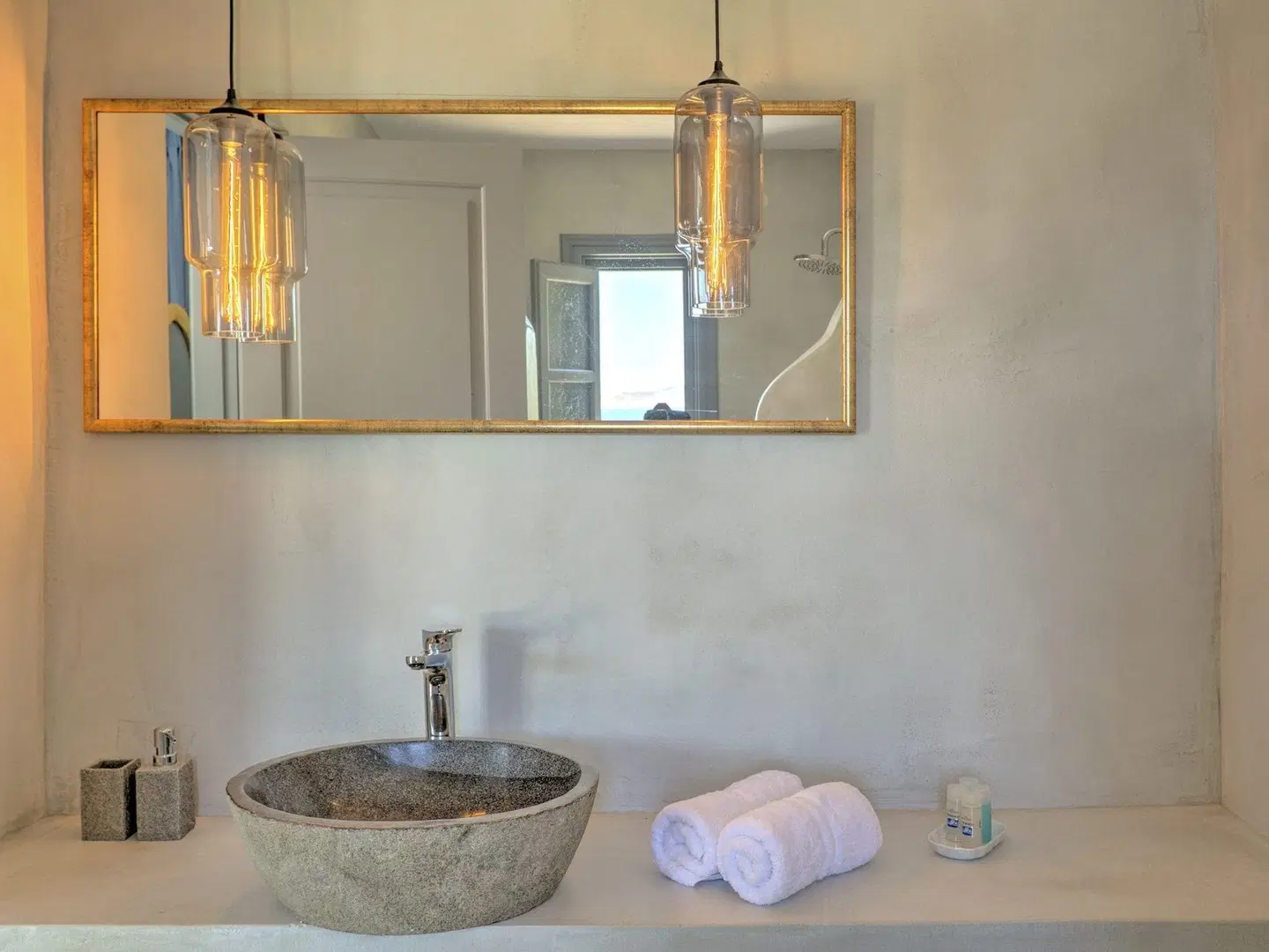 9 Muses Exclusive Apartments Badezimmer