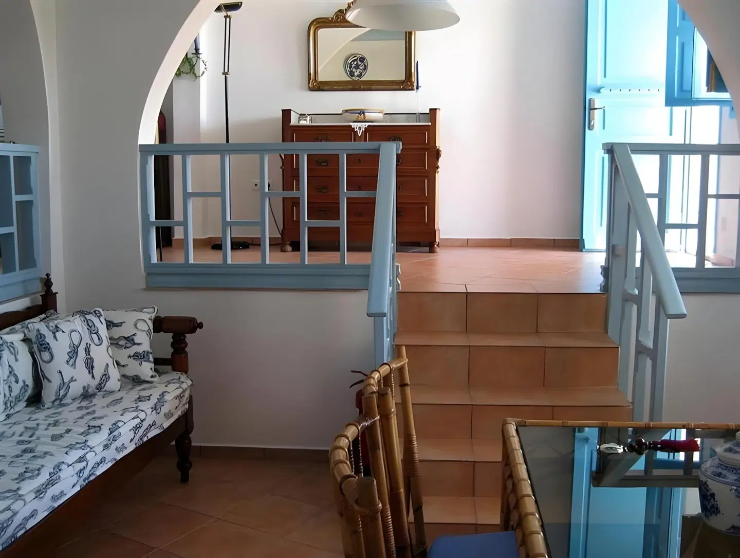 Patmos Studios ROOM_EXAMPLE