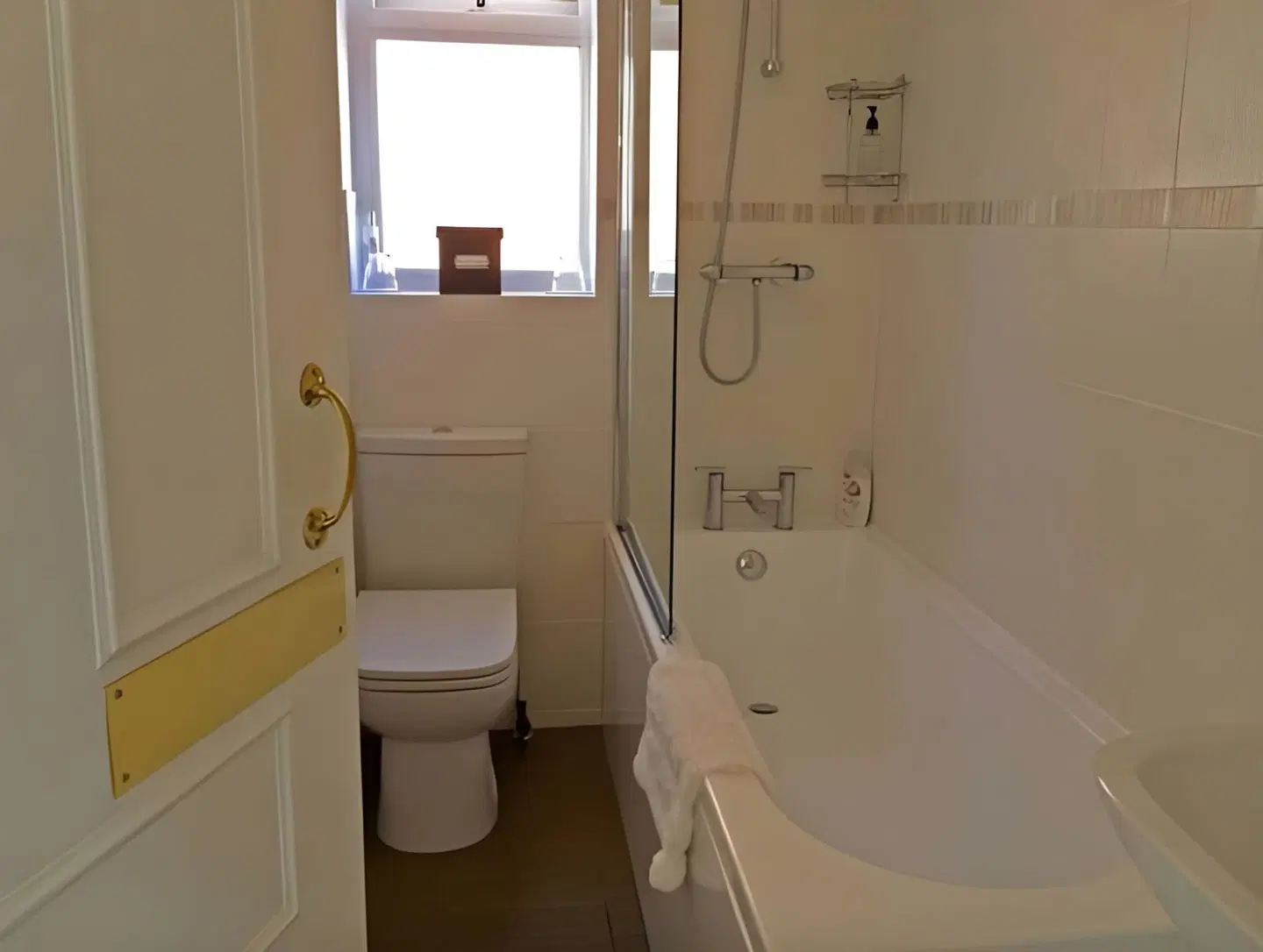 The Hinton Guest House Badezimmer