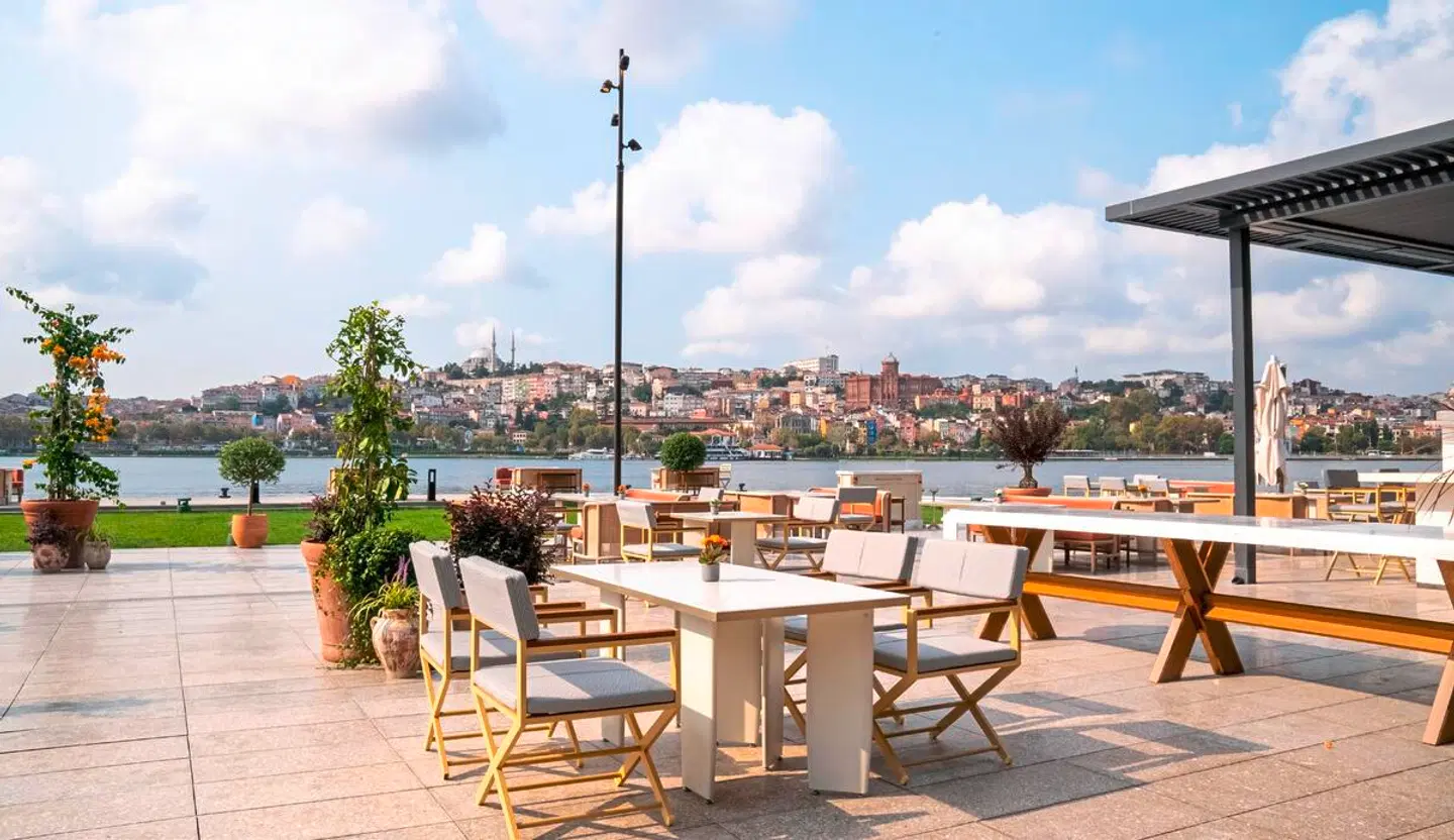 Rixos Tersane Istanbul - Nickelodeon Play Tersane Access Terrasse