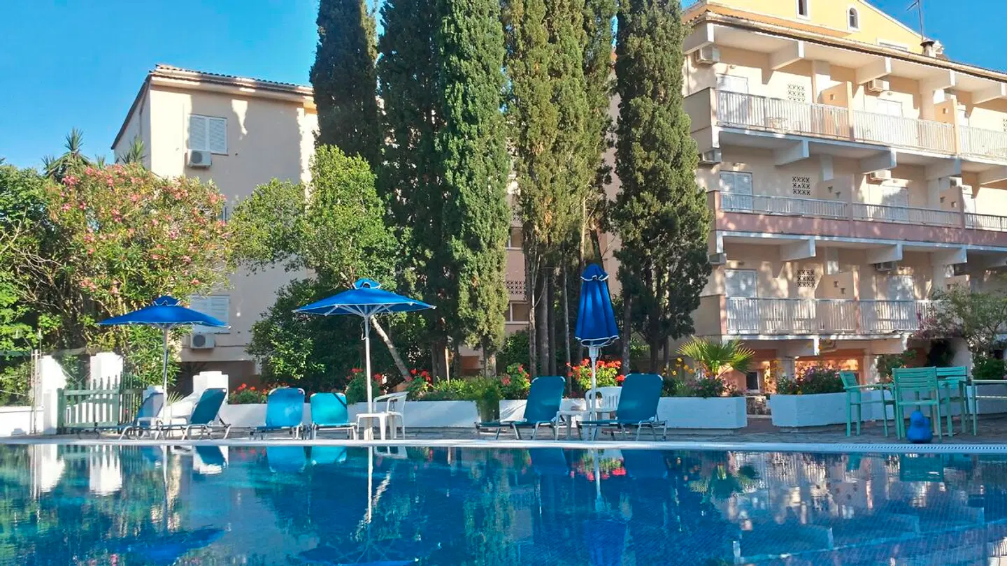 Ipsos Beach Hotel OUTDOOR_POOL
