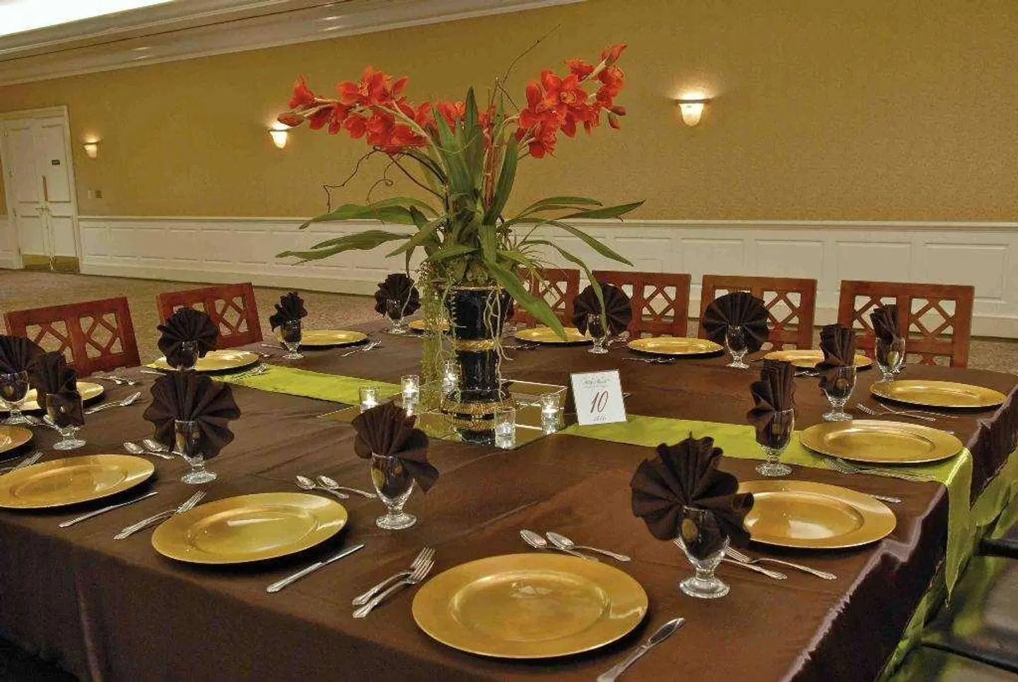 DoubleTree by Hilton Torrance - South Bay Restaurant