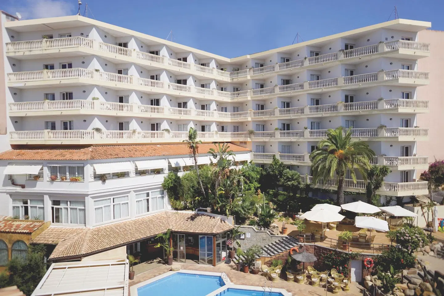 Alba Seleqtta EXTERIOR