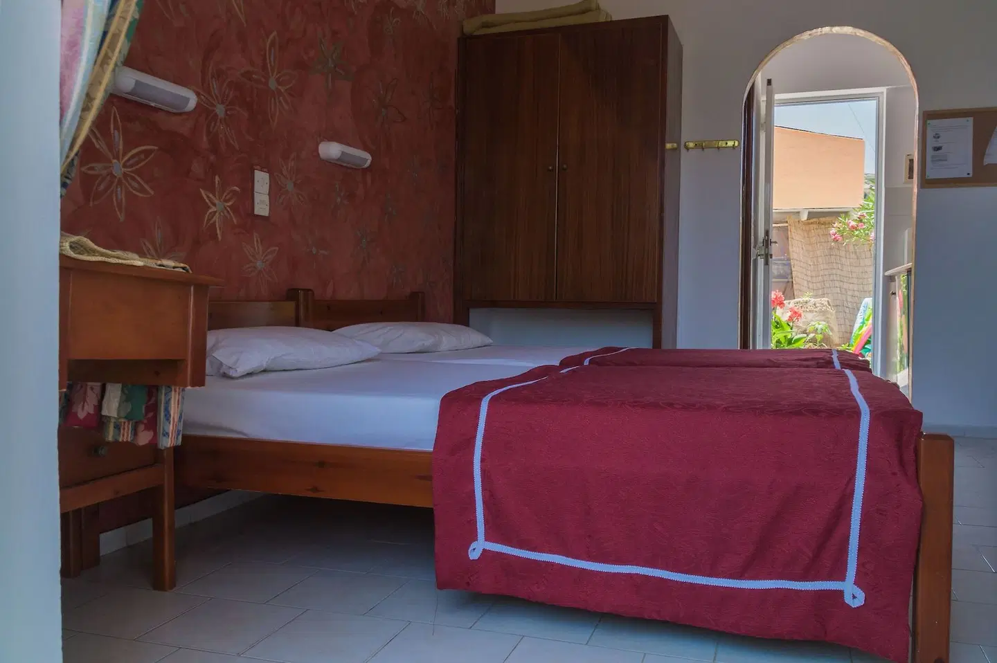 Kefalos Studios Anthoula ROOM_EXAMPLE