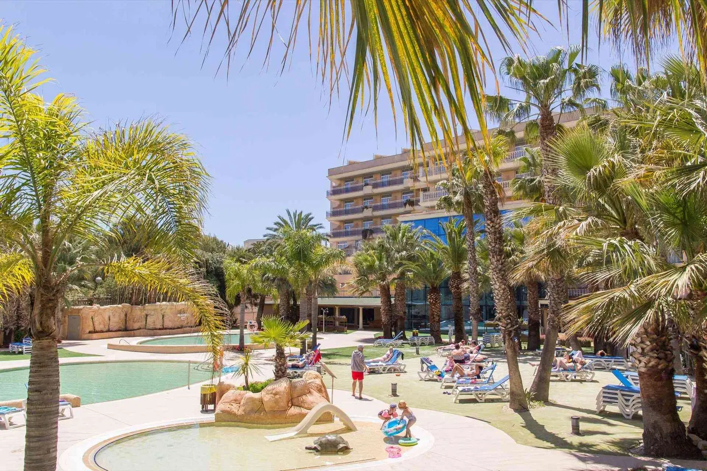 Palas Pineda TERRACE