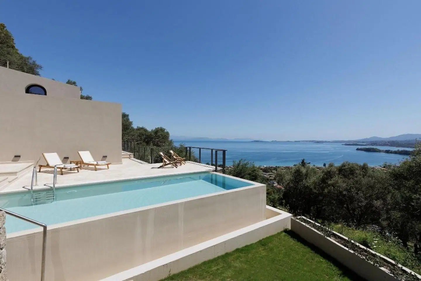 Greenstone Villas OUTDOOR_POOL