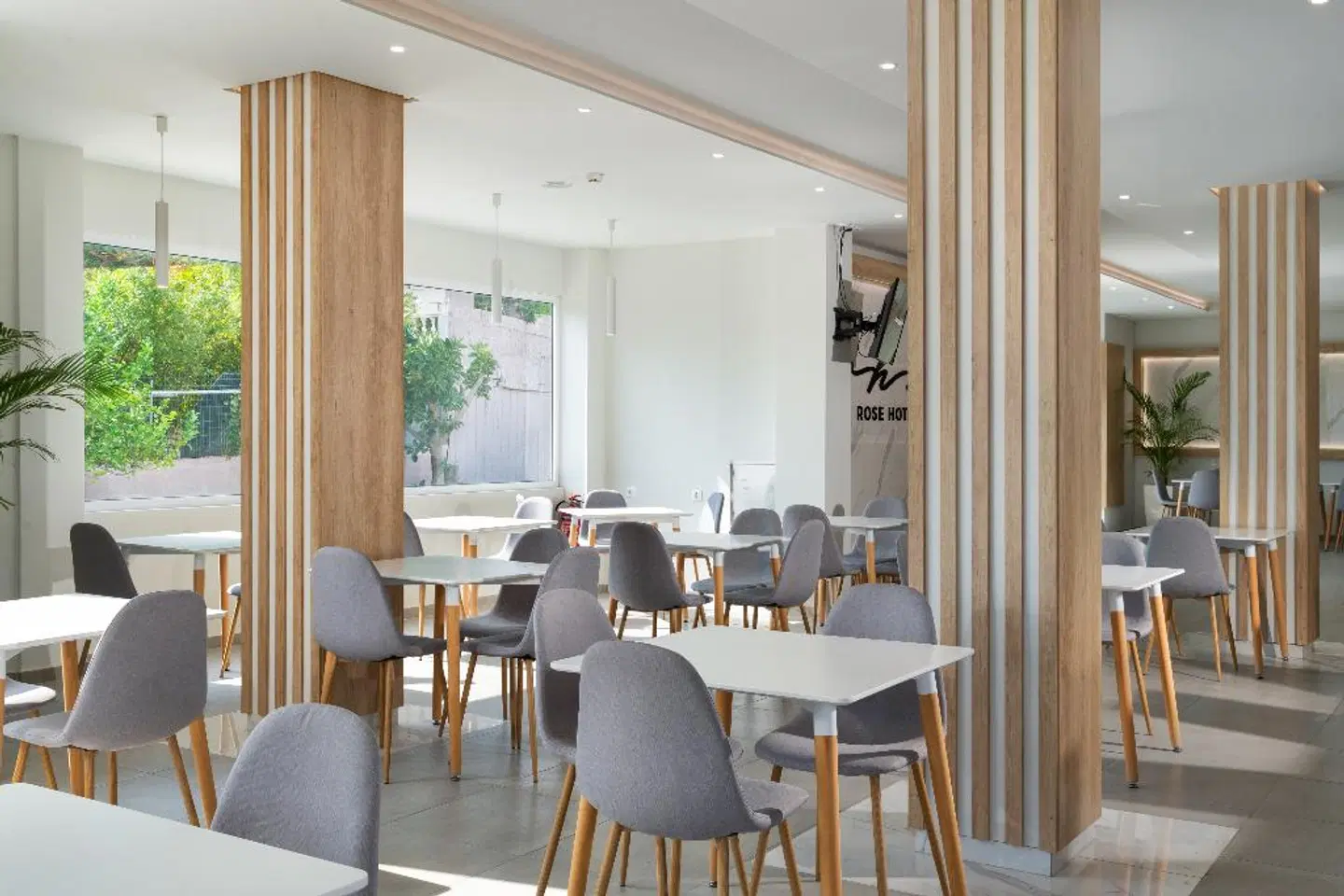 Rose Hotel Restaurant