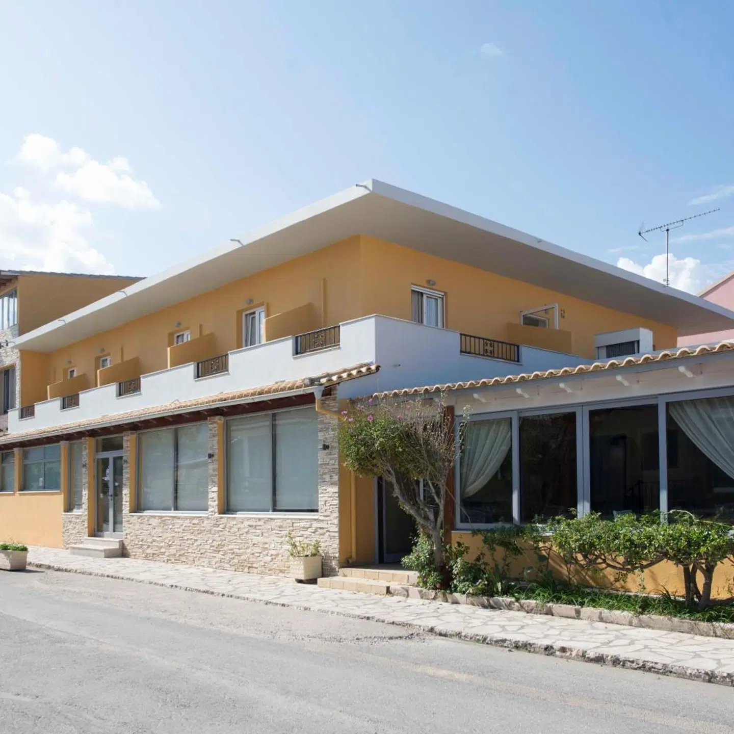 Kormoranos Hotel EXTERIOR