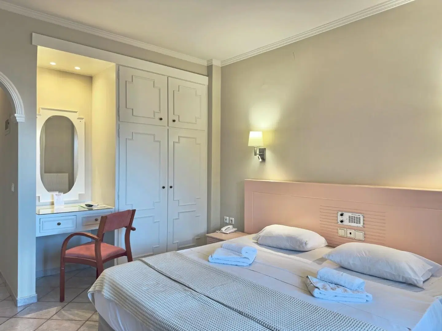 Philoxenia ROOM_EXAMPLE