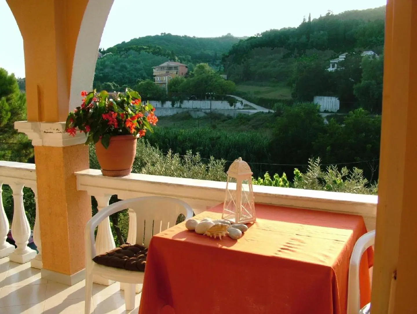 Angeliki Apartments Terrasse