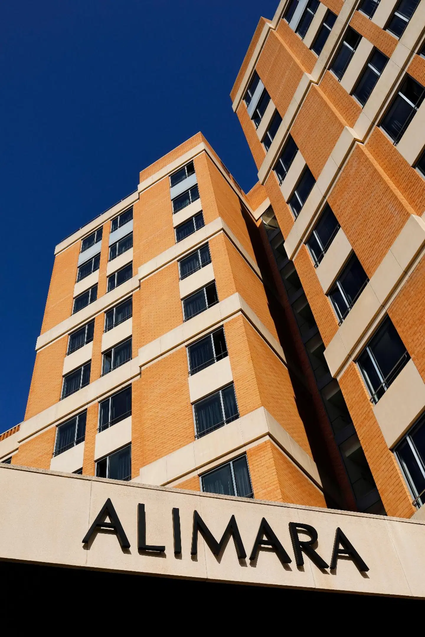 Alimara EXTERIOR