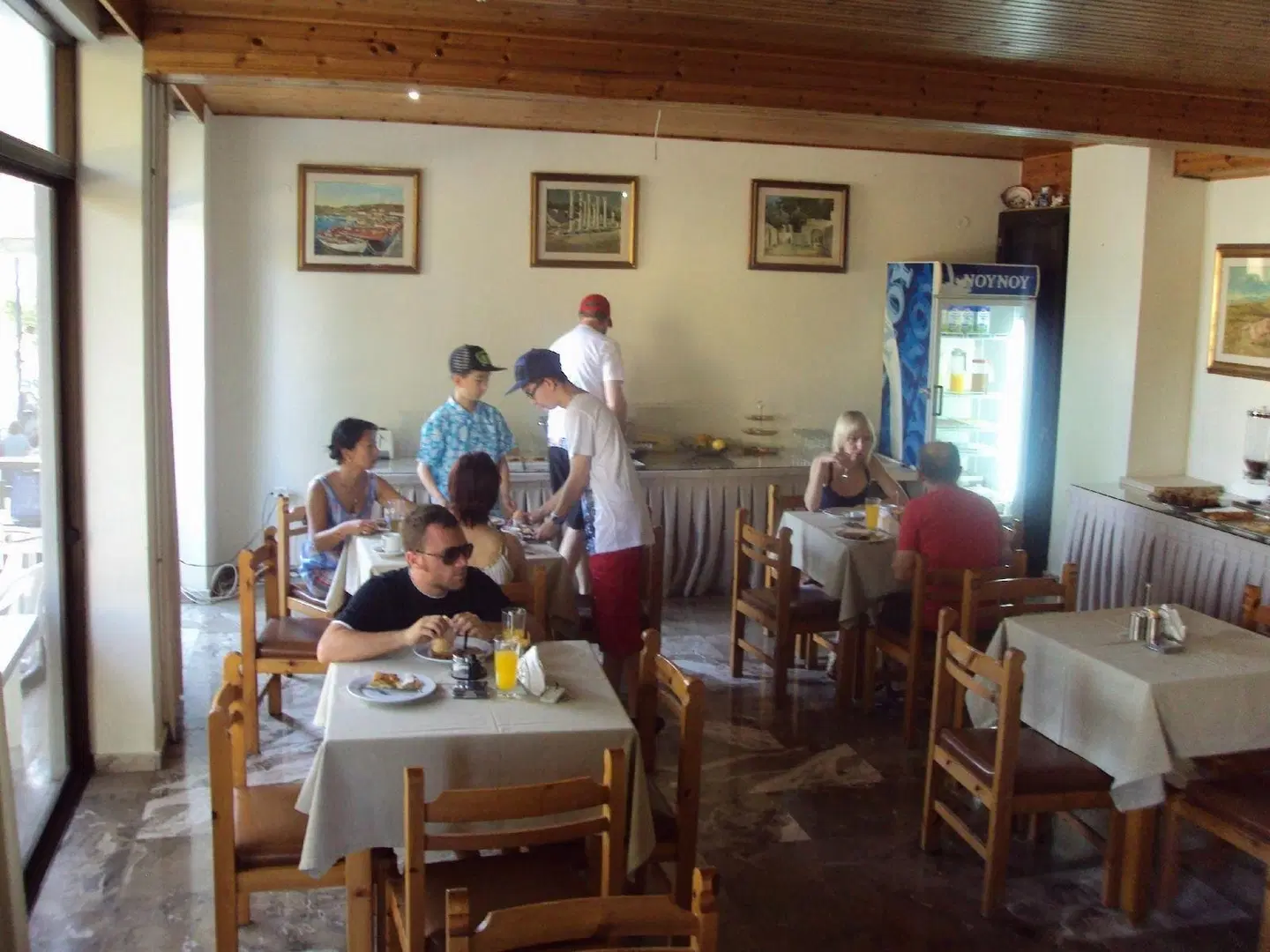 Catherine Hotel Restaurant