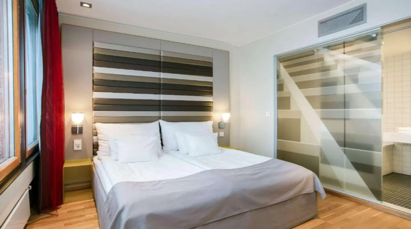 Quality Hotel 33 ROOM_EXAMPLE