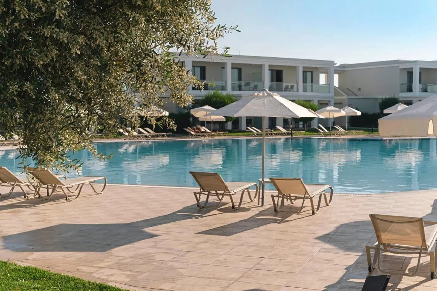 Levante powered by Playitas OUTDOOR_POOL