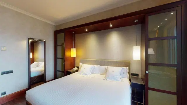 Barcelona Center ROOM_EXAMPLE