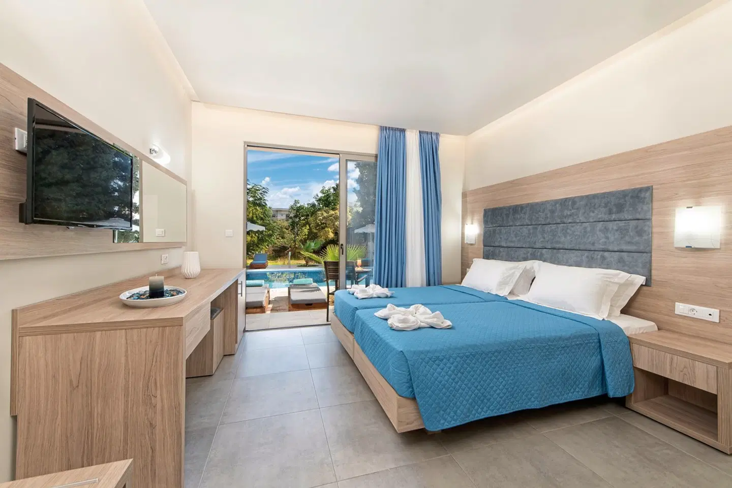 Marathon Hotel ROOM_EXAMPLE