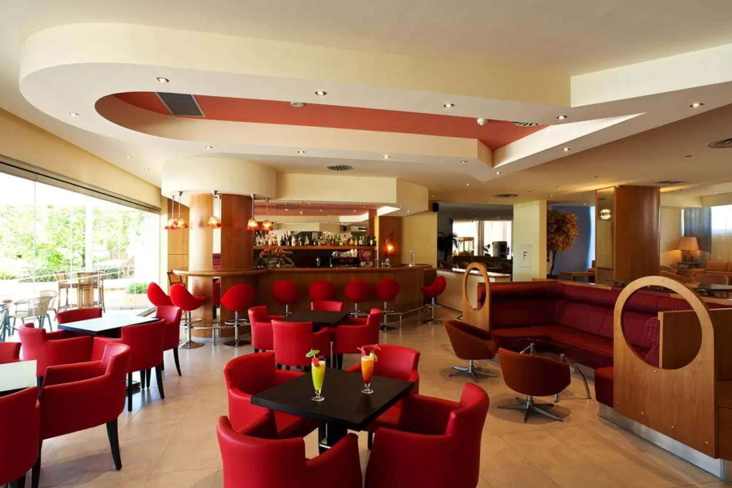 Blue Horizon Bar