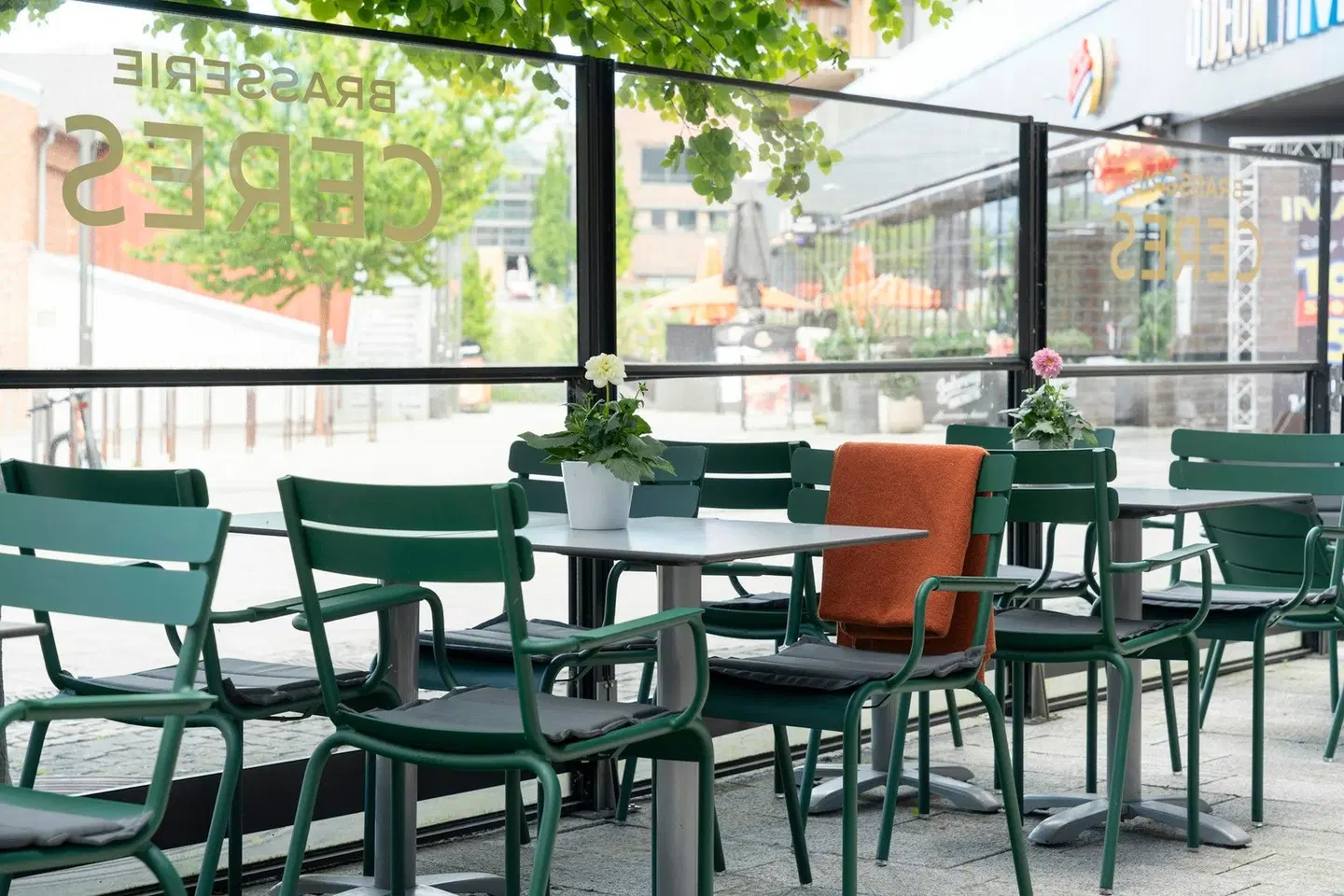 Thon Storo Terrasse