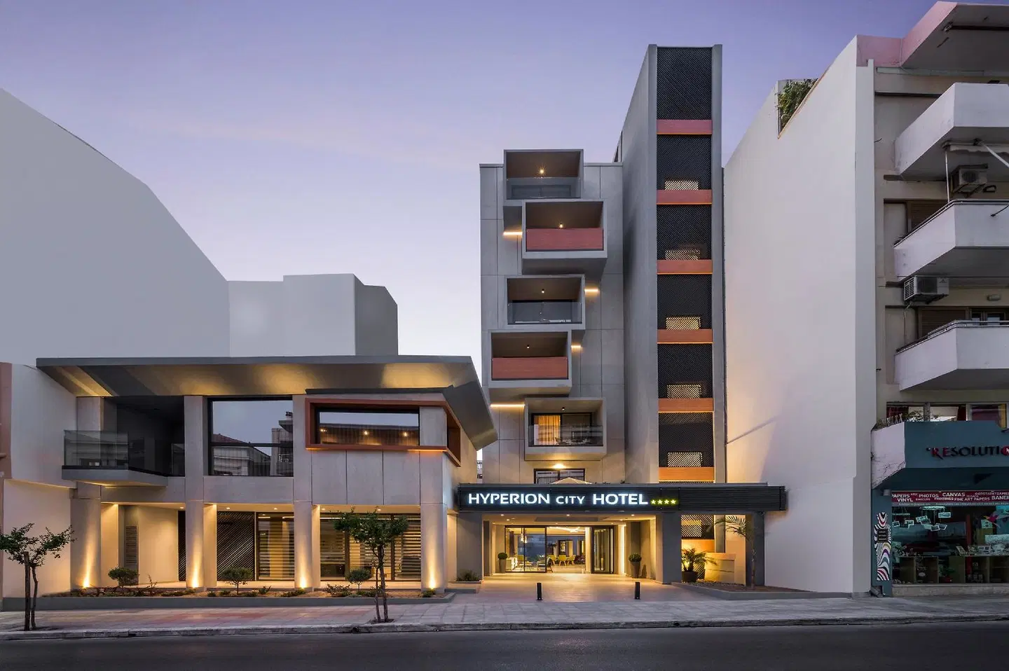 Hyperion City Hotel EXTERIOR