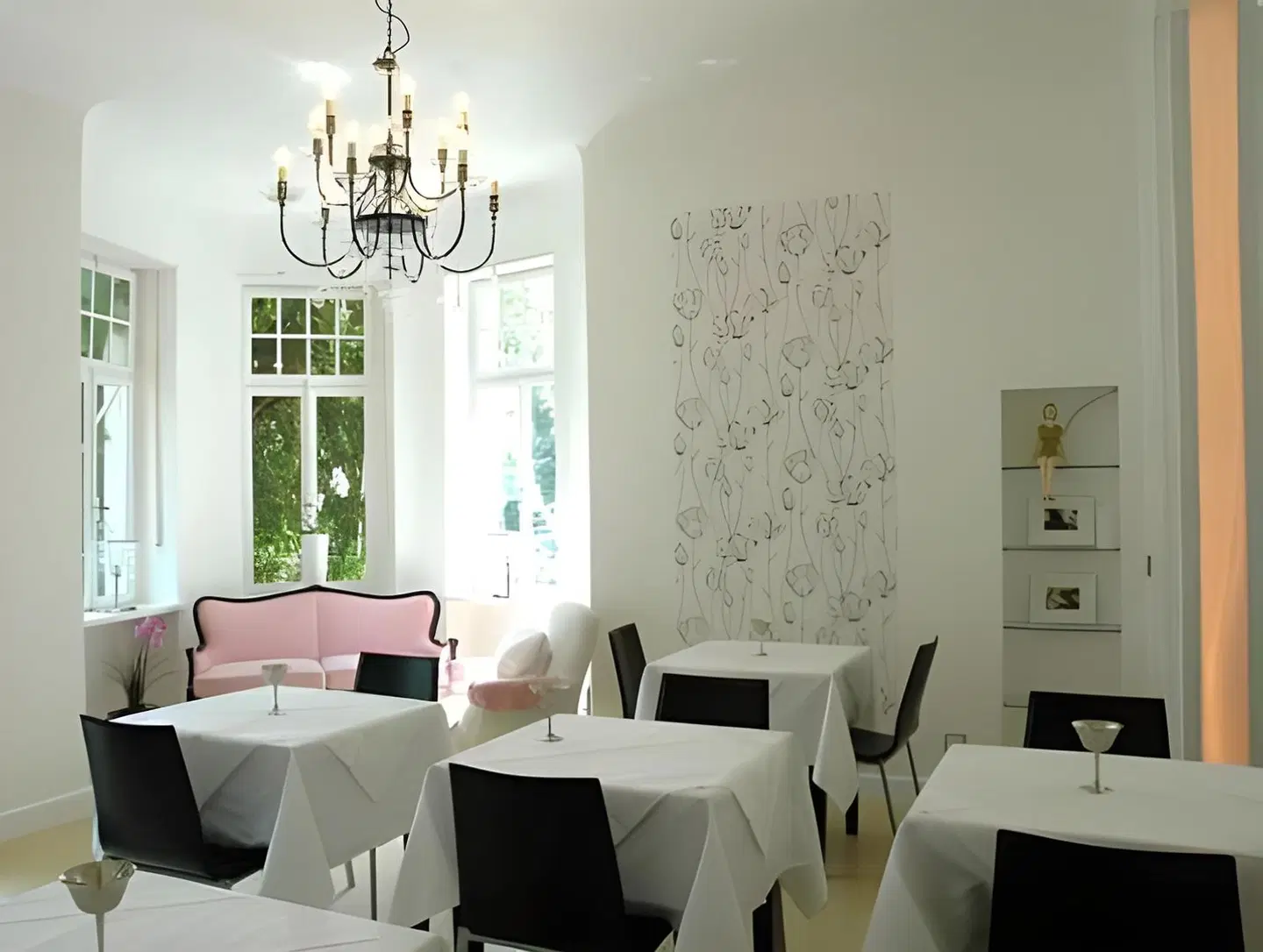 Astoria Restaurant