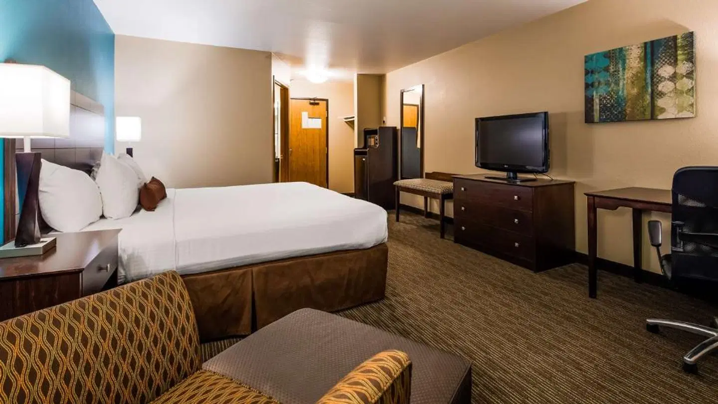 Best Western Designer Inn and Suites ROOM_EXAMPLE