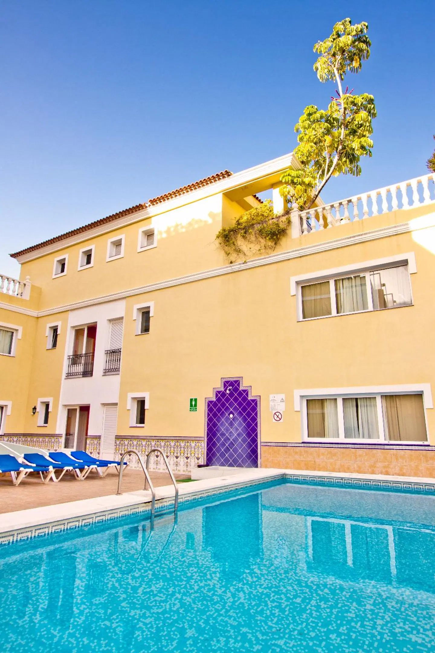 Hotel RF Astoria OUTDOOR_POOL
