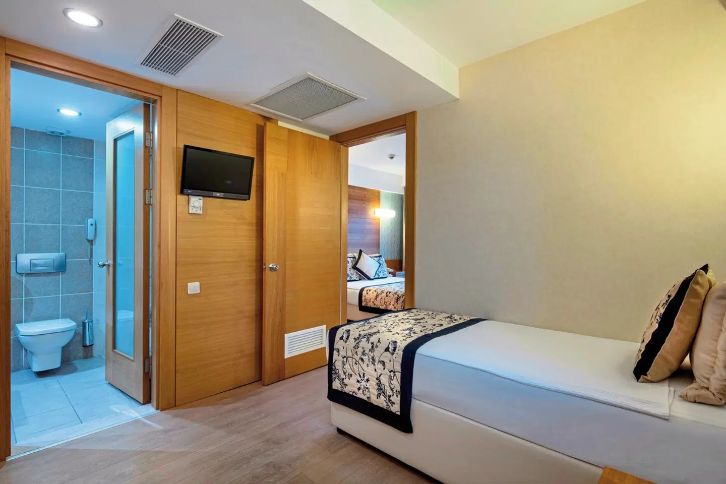 Trendy Side Beach Adults only ROOM_EXAMPLE