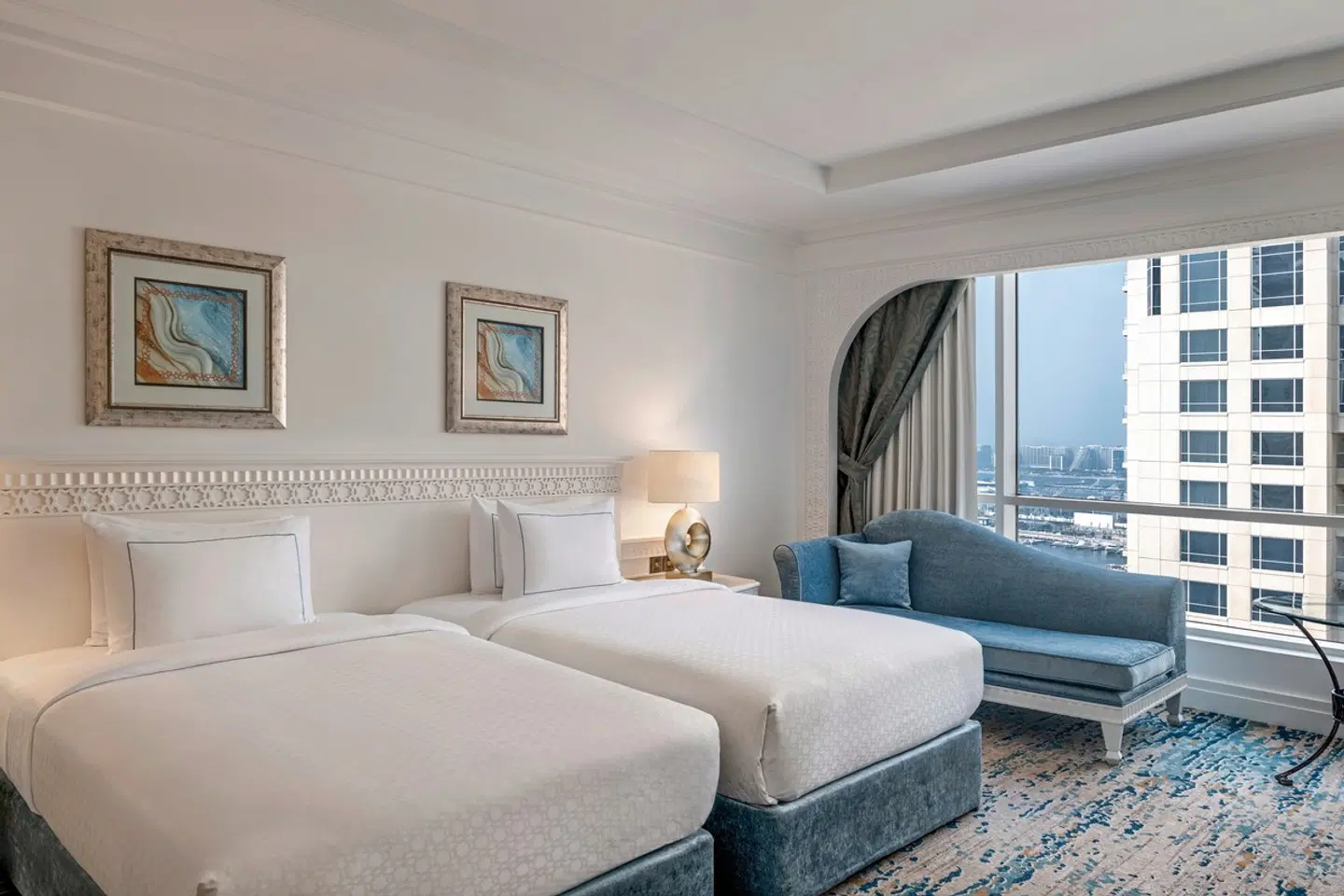 Al Habtoor Grand Resort, Autograph Collection ROOM_EXAMPLE