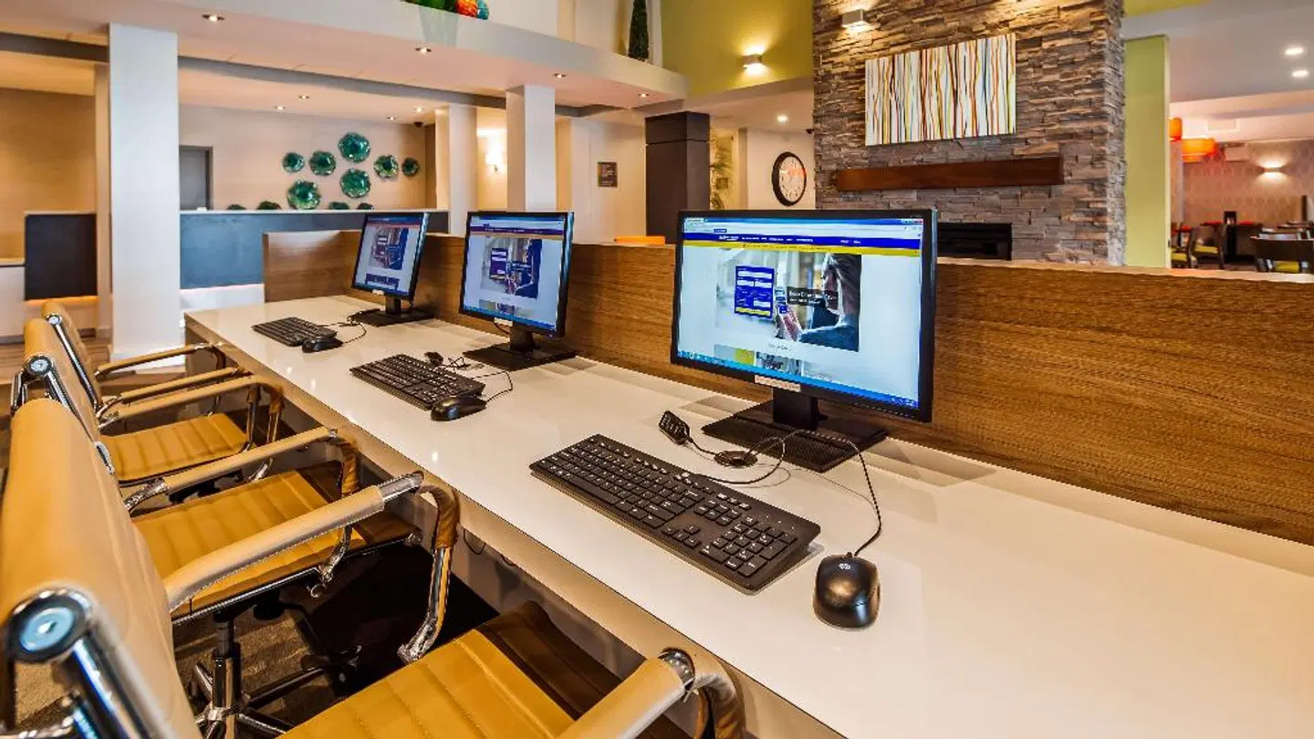 Best Western Plus Dartmouth Hotel & Suites ROOM_EXAMPLE