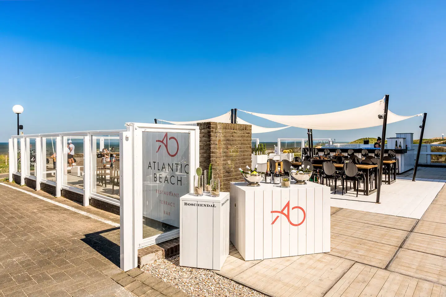 NH Atlantic Den Haag Terrasse
