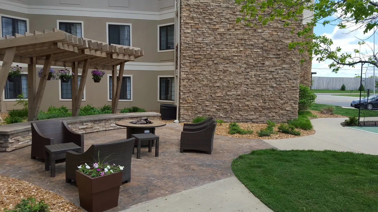 Staybridge Suites Springfield-South by IHG Terrasse