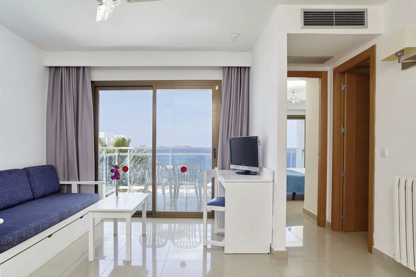 Nereida ROOM_EXAMPLE