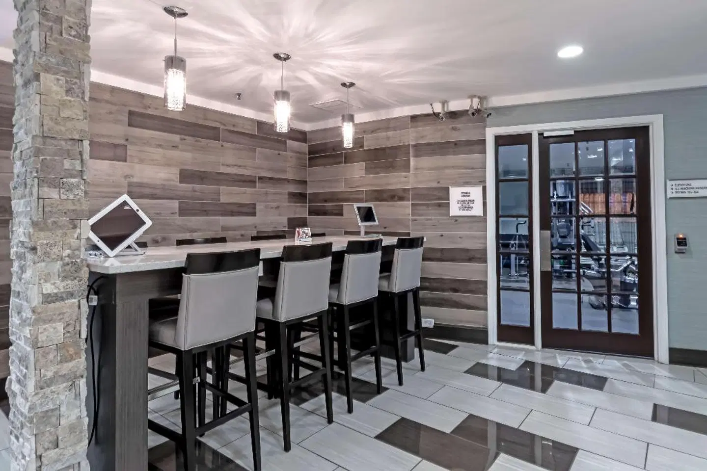 Best Western at O'Hare Bar