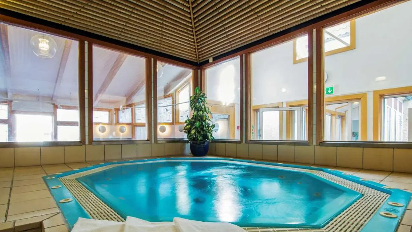 Best Western Plus Kalmarsund Hotell Hallenbad