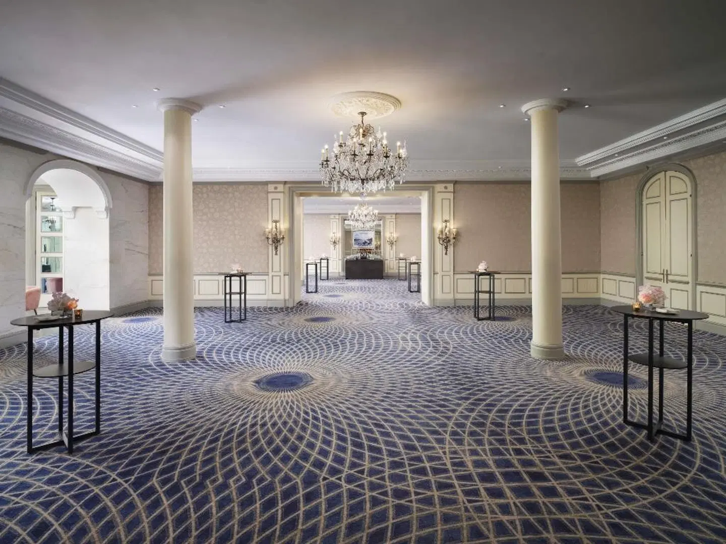 The Savoy LOUNGE_LOBBY