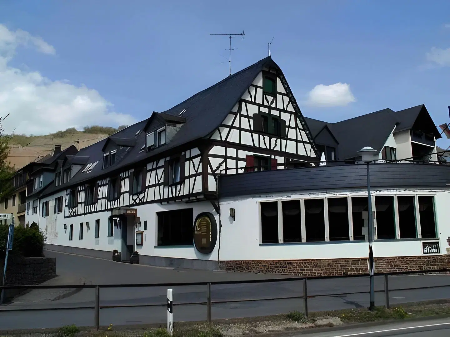 Sewenig EXTERIOR