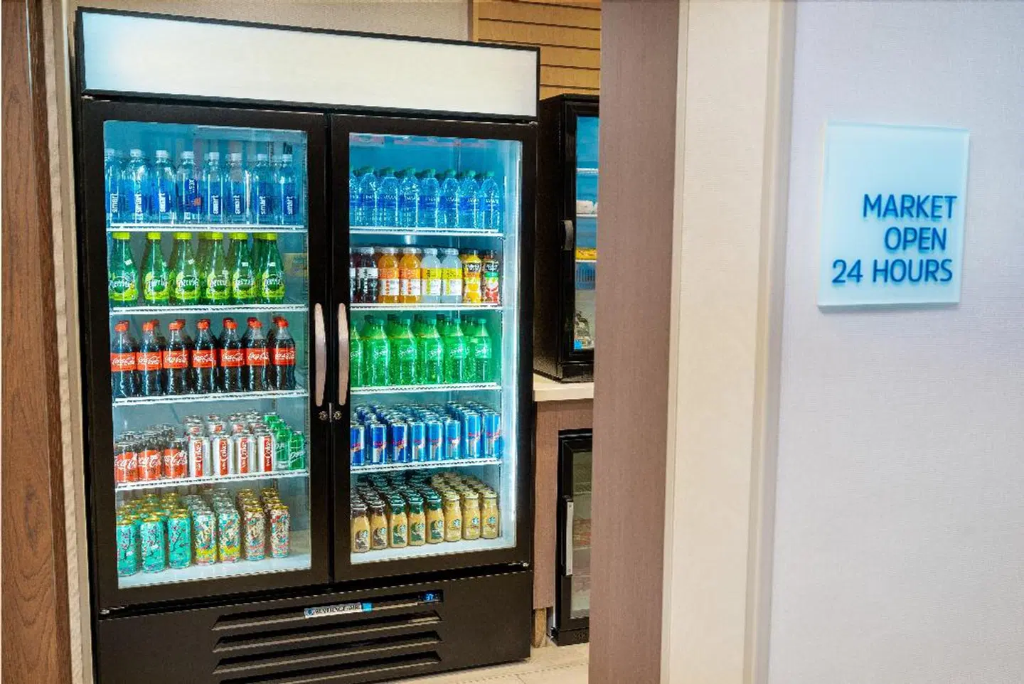 Holiday Inn Express & Suites Las Vegas - E Tropicana by IHG LOUNGE_LOBBY