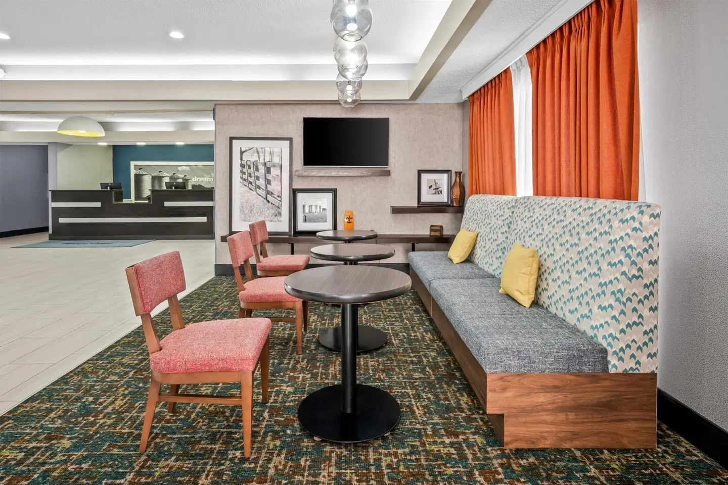 Hampton Inn Bloomington West LOUNGE_LOBBY